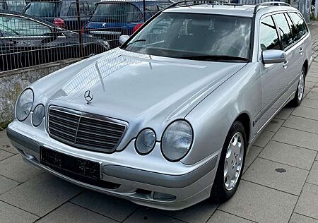 Mercedes-Benz E 200 KOMPRESSOR T CLASSIC/ AUTOMATIK/ TÜV 07.27
