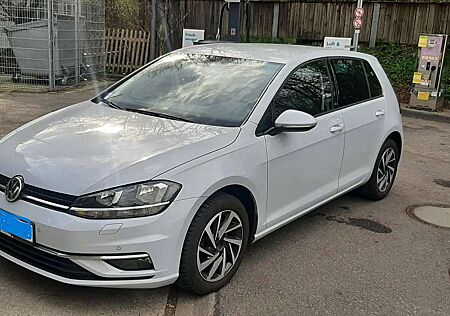 VW Golf Volkswagen VII 5-Türer SOUND 1.0 TSI