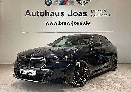 BMW i5 M60 xDrive Sitzbelüftung vorn, Glasdach, Limousine