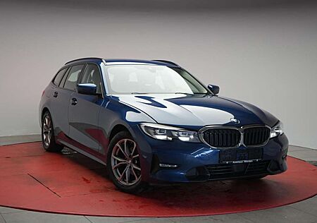 BMW 320 i Touring Sport Line Navi/ACC/Virtual/LED