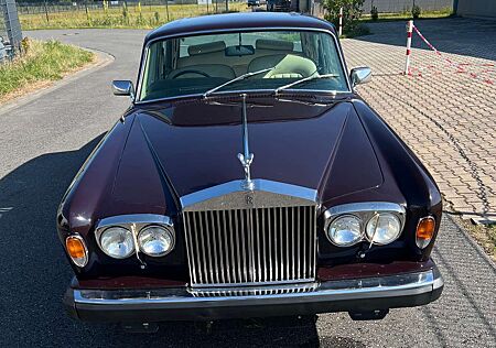 Rolls-Royce Silver Shadow