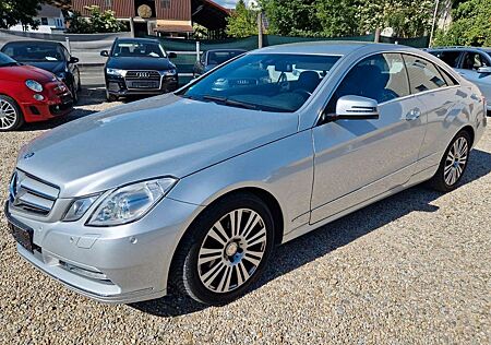 Mercedes-Benz E 200 Avangtgarde-Sport Coupe