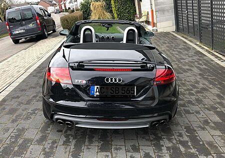 Audi TT 2.0 TFSI TTS Roadster quattro