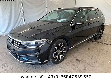 VW Passat Variant Volkswagen Passat GTE Facelift Matrix Kam ACC Pano DigTacho