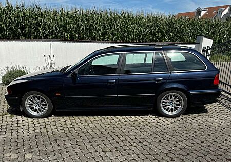 BMW 523 523i touring