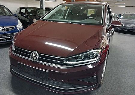 VW Golf Sportsvan Volkswagen Highline 1HAND 60TKM!