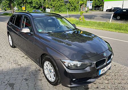 BMW 318d 318 Touring Blue Performance