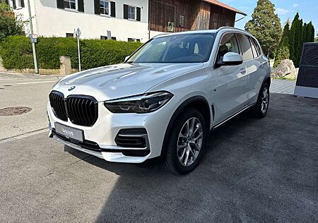 BMW X5 xDrive 30d xLine*PANORAMA*AHK*HARMAN KARDON*