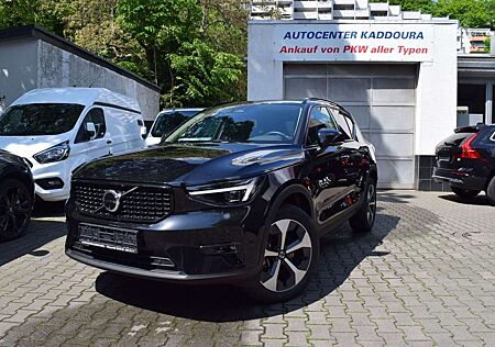 Volvo XC 40 XC40 B3 Plus Dark 19'',PANO,H&K,360°,Vollleder,L