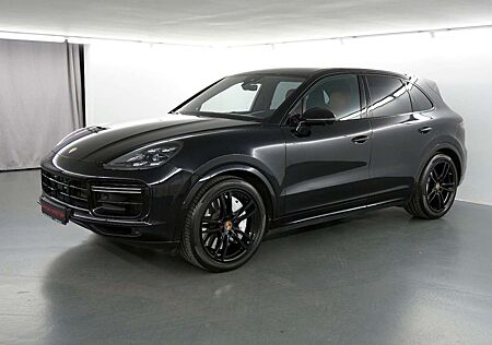 Porsche Cayenne Turbo Nightvision Innodrive Bose ACC