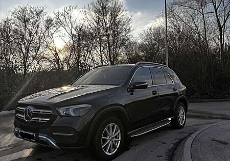 Mercedes-Benz GLE 350 d 4Matic 9G-TRONIC /Amg Line/Pano/ACC