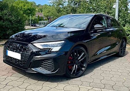 Audi S3 TFSI Sportback quattro S tronic