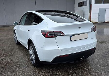 Tesla Model Y Long Range Dual Motor AWD