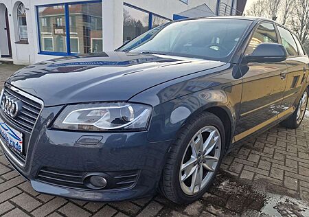 Audi A3 1.8 TFSI Ambition SHZ PDC Leder Navi