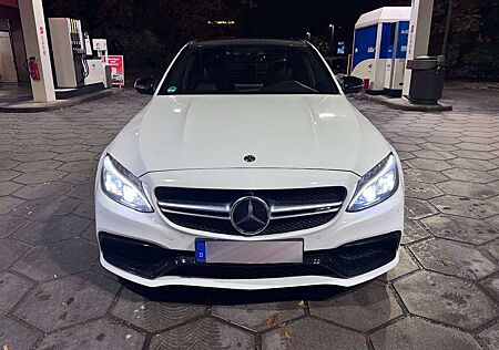 Mercedes-Benz C 63 AMG C -Klasse Lim. Pano ACC Burmester Night