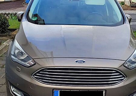 Ford C-Max Grand, 1.5 EcoBoost, 5 + 2 Sitze, Titanium