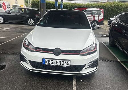 VW Golf GTI Volkswagen (BlueMotion Technology) DSG Performance