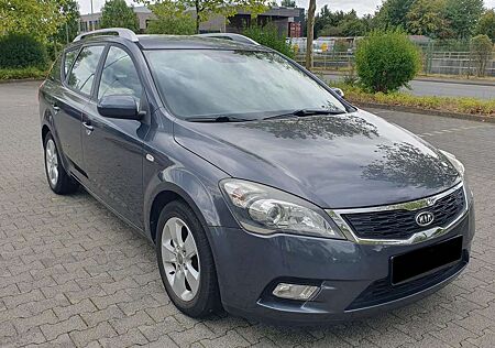 Kia Cee'd Ceed / 1.4 Kombi Alu Klima 65.000 km PDC