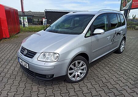 VW Touran Volkswagen 2.0 TDI