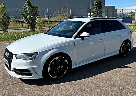 Audi A3 Sportback Diesel 2.0 TDI quattro S tronic line
