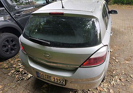 Opel Astra H 1.6 Twinport 2004