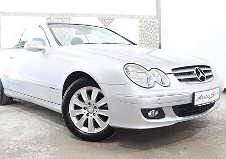 Mercedes-Benz CLK 200 CABRIO Kompre NAVI LEDER PDC SCHECKHEFT