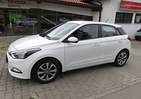 Hyundai i20 YES!