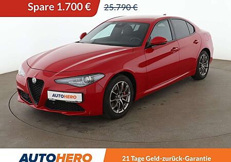 Alfa Romeo Giulia 2.0 Turbo Sprint Aut.*NAVI*PDC*SHZ*
