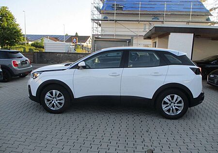 Peugeot 3008 1.5 BlueHDi NAVI KAMERA SPURH ACC SITZH AHK