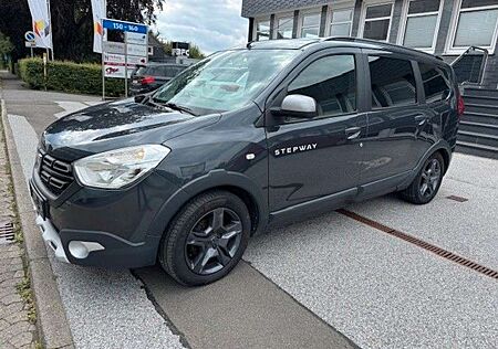 Dacia Lodgy Stepway Celebration