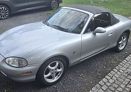 Mazda MX-5 1.6i 16V