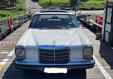 Mercedes-Benz W 114/115 Strich-Acht 250C Automatic