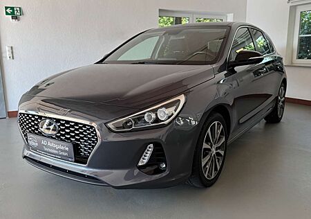 Hyundai i30 Intro