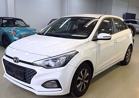 Hyundai i20 KLIMA*Lenkrad Hzg*LederL*PDC*RDC*el.FH*