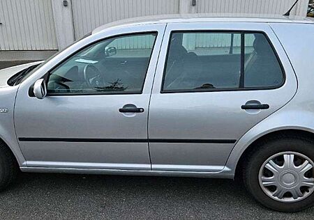 VW Golf Volkswagen 1.9 TDI Automatik