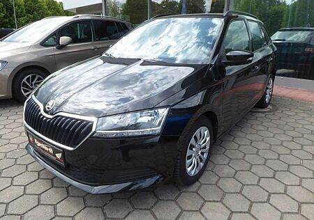 Skoda Fabia Combi Ambition, Fernlichta , SHZ, Tempomat