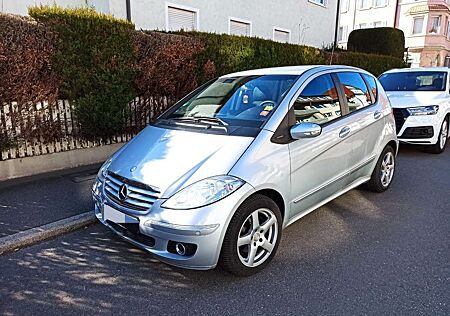 Mercedes-Benz A 200 Turbo Autotronic Elegance