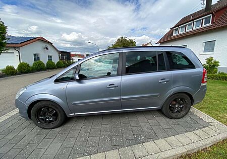 Opel Zafira 1.8 Edition