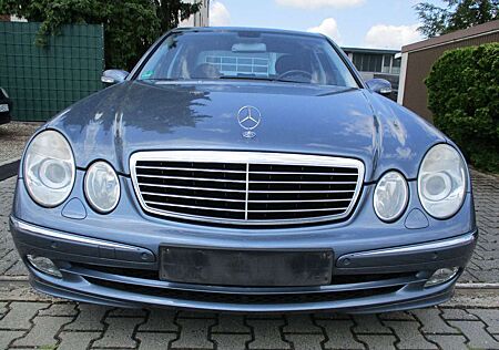 Mercedes-Benz E 320 Lim. AVANTGARDE*1. Hand*GSD*Xenon*Leder*Navi*