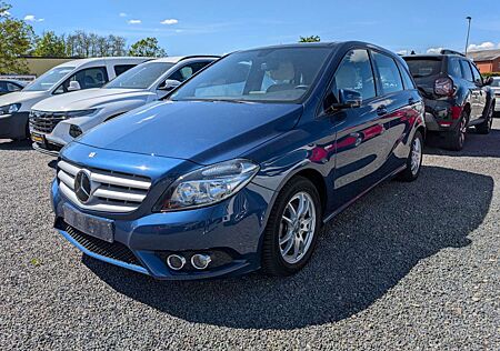 Mercedes-Benz B 180 Panoramadach Leder SHz Alu