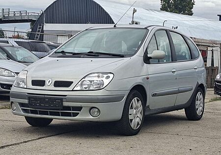 Renault Scenic Megane 1.6/ TÜV 02.2026