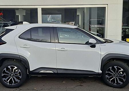 Toyota Yaris Cross Hybrid Team D+Safety P.+Winter P.+Ganzjahresrei.