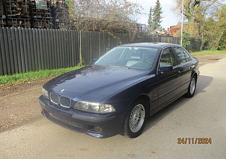 BMW 528i 528