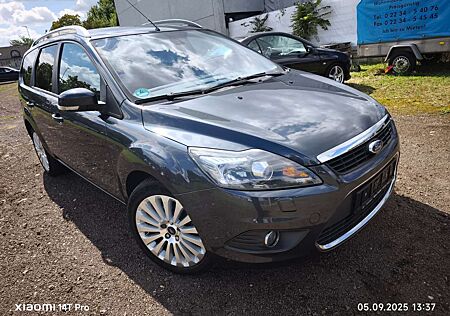 Ford Focus Turnier Titanium 1,6 Ti VCT Leder Klima 1 Hd TOP!