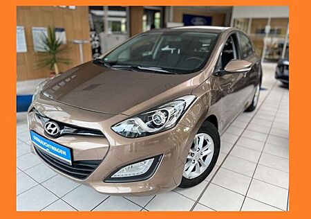 Hyundai i30 1.4 Classic *Navi+RFK,Klima,Alu,AHK,2.Hd,Garantie*