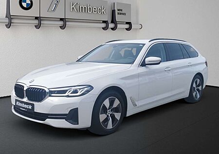 BMW 520 d xDrive Touring LED Standhzg Lenkhzg DrivingA