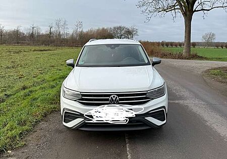 VW Tiguan Allspace Volkswagen 2.0 TDI SCR DSG Life