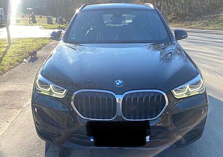 BMW X1 sDrive 18 i Sport Line