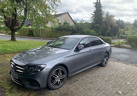 Mercedes-Benz E 220 d 4Matic 9G-TRONIC AMG Line