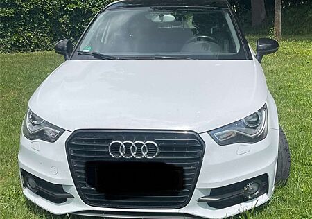 Audi A1 1.2 TFSI Sportback S line Sportpaket